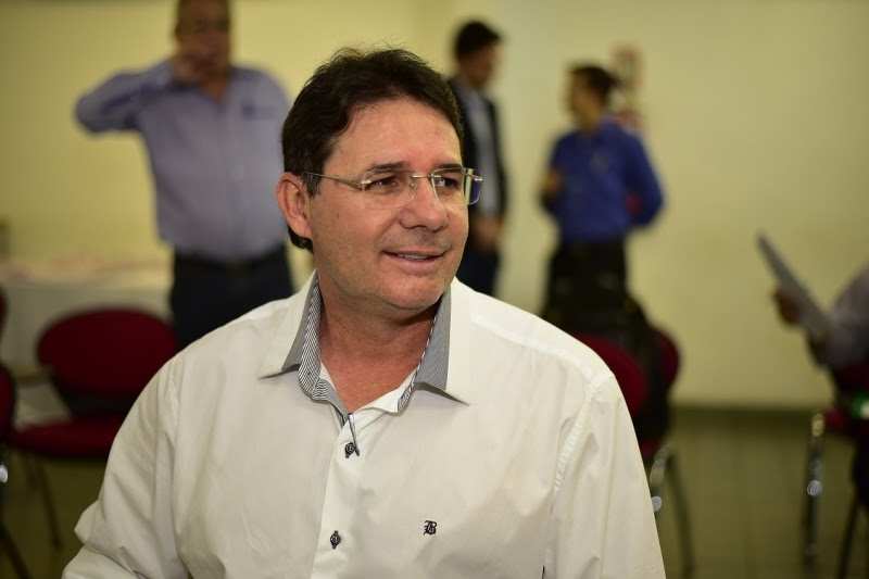 Agricultores de Campina Grande são contemplados com dez toneladas de sementes de milho e feijão
