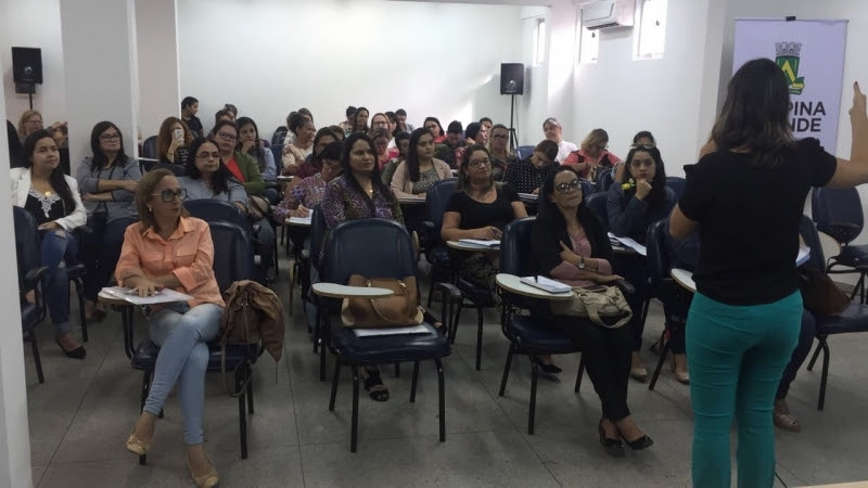 Secretaria de Assistência Social promove capacitação sobre o programa Menor Aprendiz