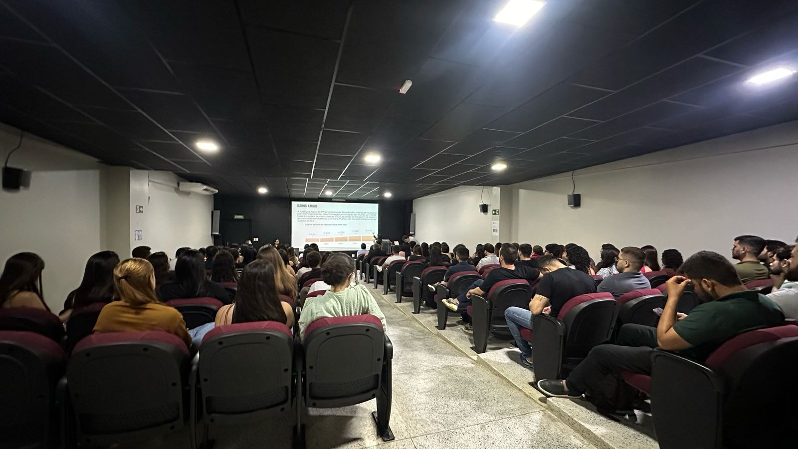 Mês da Mulher: Prefeitura de Campina Grande e Unifacisa realizam congresso para debater atuação dos órgãos que trabalham no enfrentamento à violência contra a mulher